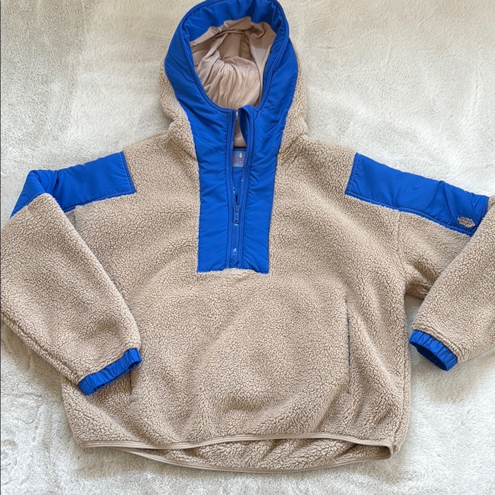 Free people movement fleece hoodie. Size s, like new condition